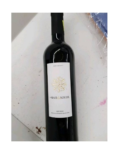 VIN ROUGE  MERLOT BAIE DU SOLEIL 750ML